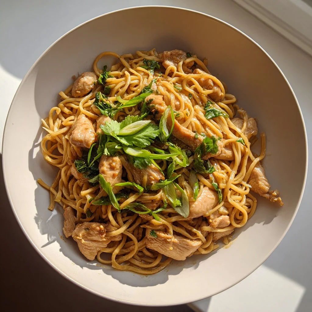 Sticky Garlic Chicken Noodles